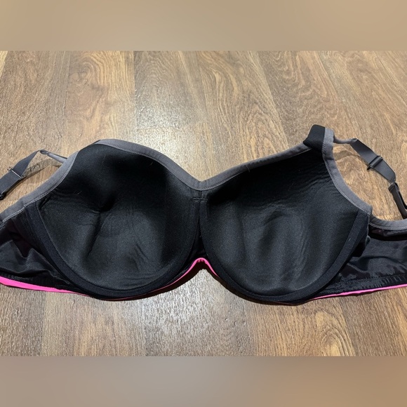 Torrid Active Sports Bra Size 44DD Convertible J-Hook Underwire Pink Black - Picture 4 of 8